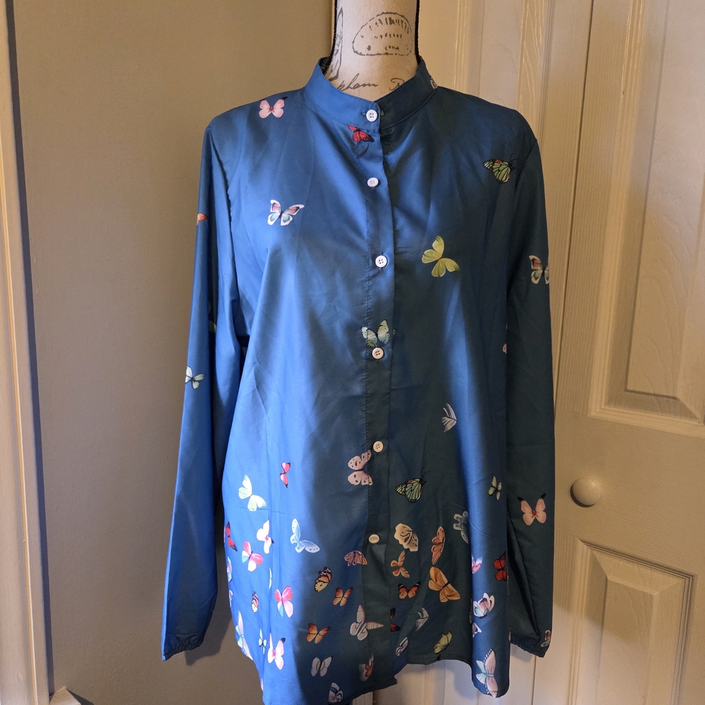 Butterfly Print Teal Long-Sleeve Blouse